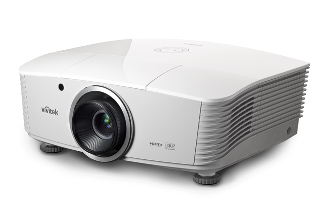 Vivitek D5190HD White RightHero HiRes